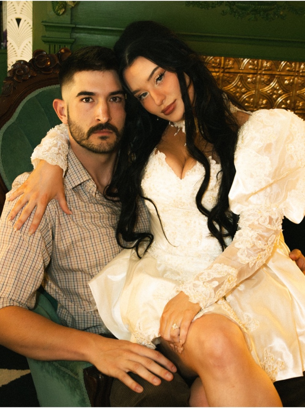 Upcycled 80s Vintage Wedding Mini Dress with Puff Sleeves and Pearl Lace Choker - Picture 2 of 10